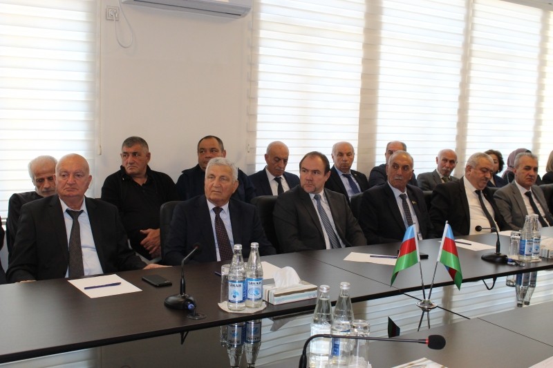 Millət vəkili Ağsaqqallar Şurasının hesabat konfransında çıxış etdi - FOTOLAR